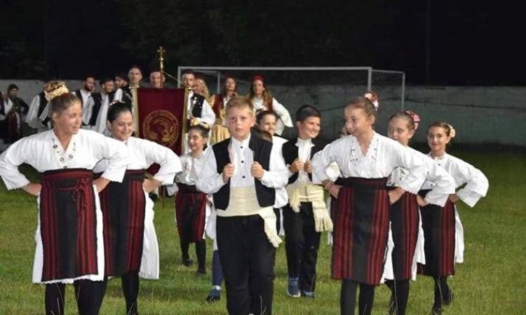 Με επιτυχία πραγματοποιήθηκε ο 7ος Ετήσιος Καλοκαιρινός Χορός του Πολιτιστικού Συλλόγου Αγίας Βαρβάρας