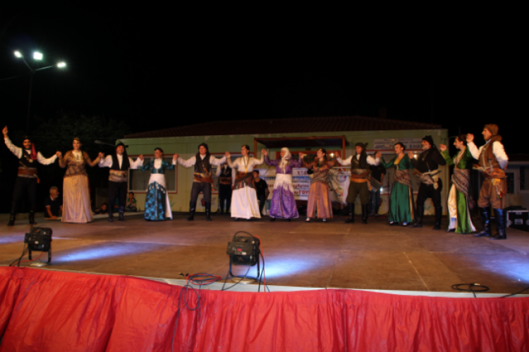 Η Εύξεινος Λέσχη Βέροιας στο 2ο φεστιβάλ παραδοσιακών χορών στο Δήμο Χερσονήσου Κρήτης