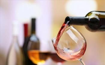 Καταργείται από το 2019 ο Ειδικός Φόρος Κατανάλωσης στο κρασί