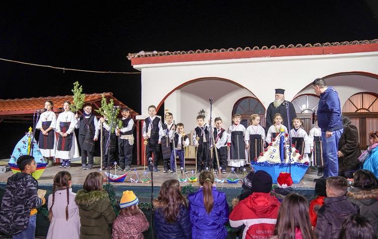 Εσπερινός και Χριστουγεννιάτικη εκδήλωση στη Ραψωμανίκη