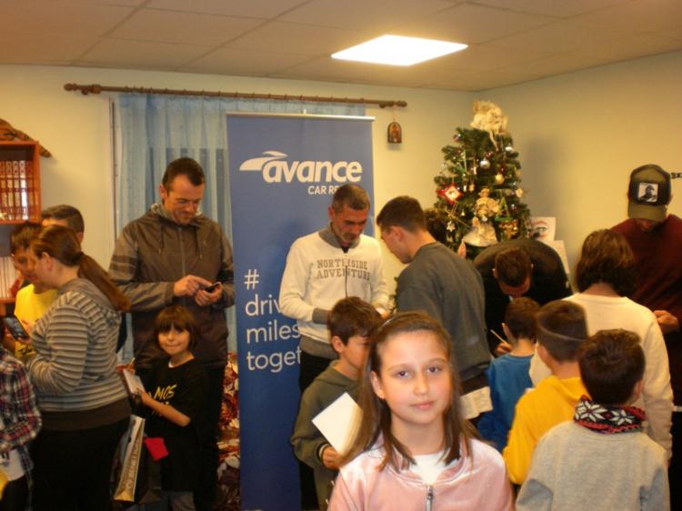 Η ΠΑΕ ΑΡΗΣ επισκέφθηκε τον σύλλογο “Πρωτοβουλία για το Παιδί” και μοίρασε δώρα και χαμόγελα στα παιδιά!