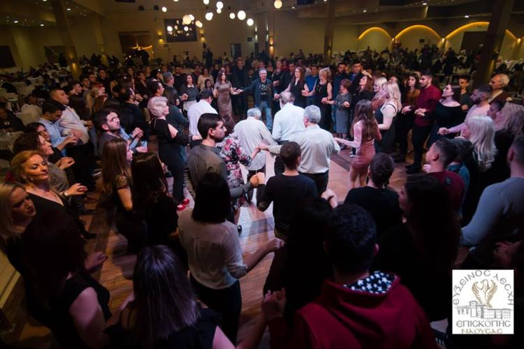 Με μεγάλη επιτυχία ο ετήσιος χορός της Ευξείνου Λέσχης Επισκοπής Νάουσας (Φωτορεπορτάζ)