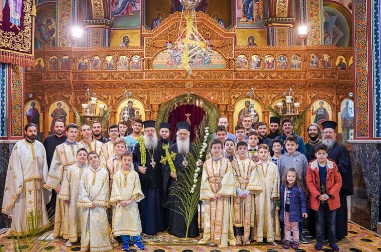 Λαμπρά εορτάστηκε η Κυριακή των Βαΐων στον Ιερό Ναό των Αγίων Αναργύρων Βεροίας