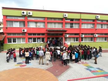 Κλιμάκιο της ποδοσφαιρικής ομάδας ΒΕΡΟΙΑ επισκέφτηκε το 4ο Δημοτικό Σχολείο