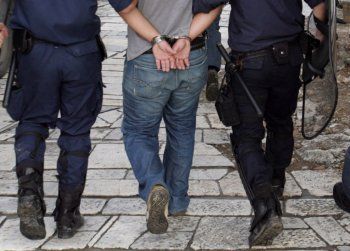 Σύλληψη 39χρονου στην Ημαθία, σε βάρος του εκκρεμούσε ένταλμα σύλληψης για διακεκριμένες περιπτώσεις κλοπής