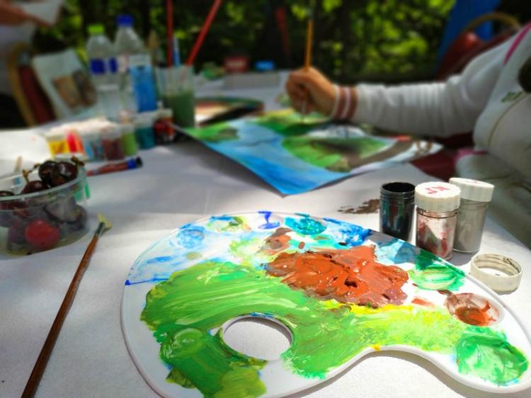 Ζωγραφική, χαμόγελα και βιωματικές δράσεις για μαθητές στον Τριπόταμο, το ποτάμι της Βέροιας! 