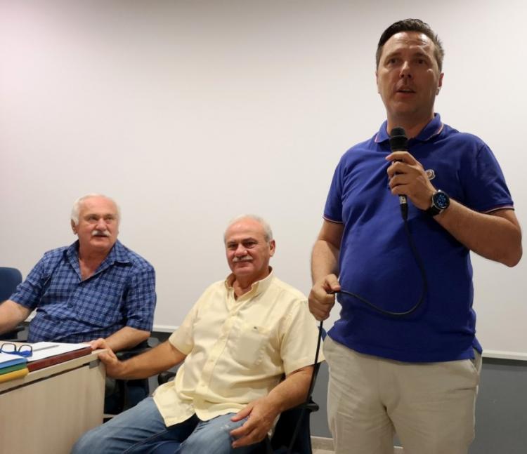 Στη γενική συνέλευση του ΦΑΣ Νάουσα παραβρέθηκε ο εκλεγμένος δήμαρχος Νάουσας Νικόλας Καρανικόλας