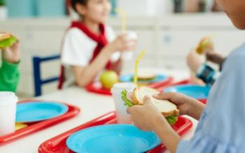 Επεκτείνεται το πρόγραμμα «Σχολικά γεύματα» σε 16 δημοτικά σχολεία της Ημαθίας
