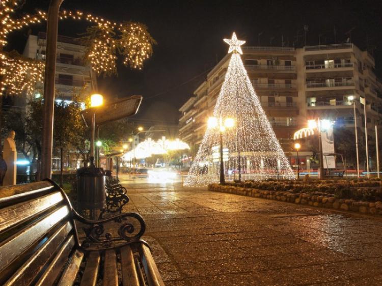 Γιορτινό κλίμα στην αγορά της Ημαθίας, με πολλές εκδηλώσεις από Δήμους και Αντιπεριφέρεια