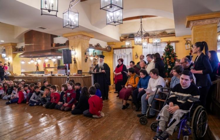 Χριστουγεννιάτικη Εκδήλωση του ΚΕ.Μ.Α.Ε.Δ. Βεροίας. Τιμητική διάκριση στην Εθελόντρια Διευθύντρια κ. Μελίνα Δαμιανίδου