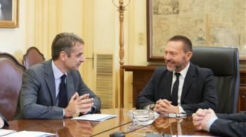 Συνάντηση του Πρωθυπουργού Κυριάκου Μητσοτάκη με το Διοικητή της Τράπεζας της Ελλάδας Γιάννη Στουρνάρα