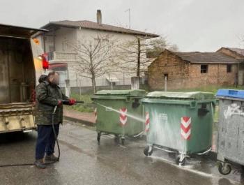 Δήμος Βέροιας : «Πλύση – απολύμανση κάδων απορριμμάτων»
