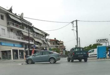 Ατύχημα με υλικές ζημιές στα φανάρια της Θεσσαλονίκης με Παυσανίου