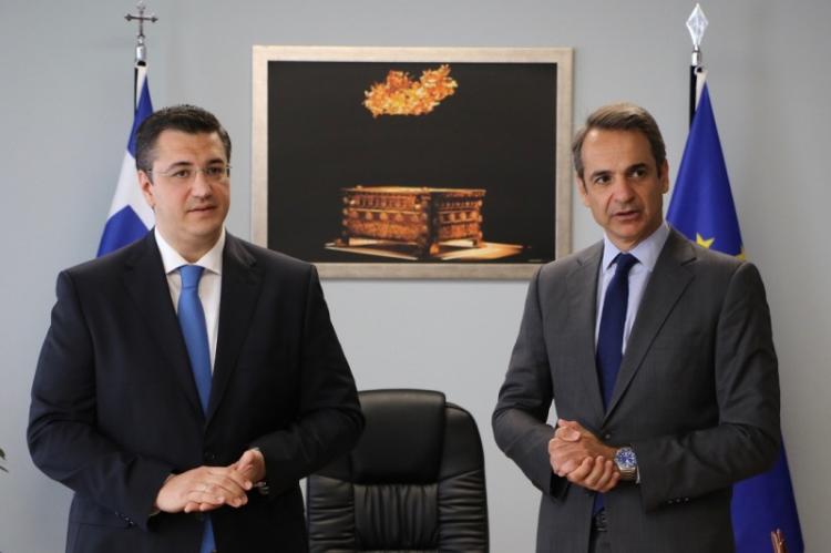 Συνάντηση του Περιφερειάρχη Κεντρικής Μακεδονίας Απόστολου Τζιτζικώστα με τον Πρωθυπουργό Κυριάκο Μητσοτάκη