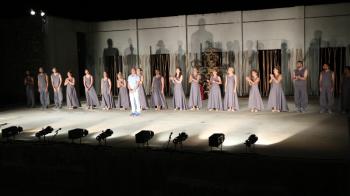 Καθήλωσαν οι «Τρωάδες» του Ευριπίδη στο θέατρο Άλσους!