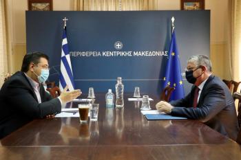 Συνάντηση του Περιφερειάρχη Κ.Μακεδονίας Απ.Τζιτζικώστα με τον Υφυπουργό Ανάπτυξης και Επενδύσεων Γιάννη Τσακίρη