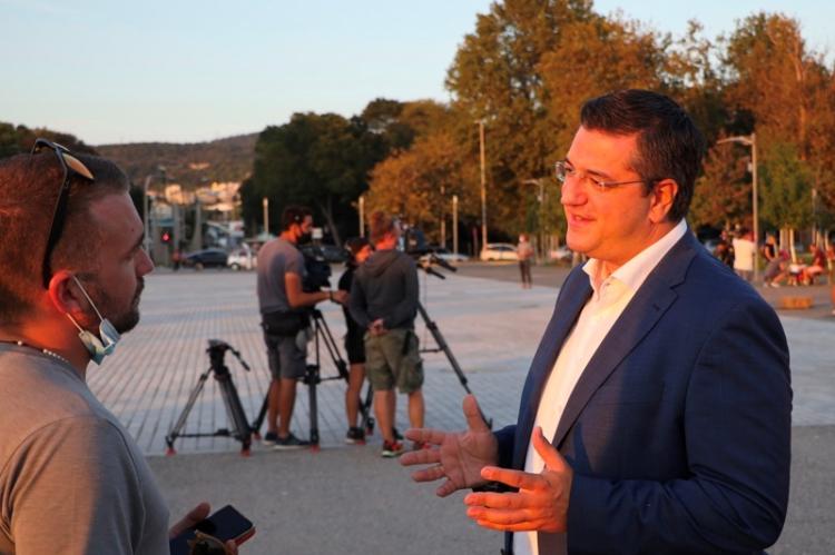 Ο Περιφερειάρχης Κ.Μακεδονίας Απ.Τζιτζικώστας σε γυρίσματα μεγάλου γαλλοβελγικού τηλεπαιχνιδιού στη Θεσ/νίκη που γυρίστηκε με την υποστήριξη του Film Office της ΠΚΜ