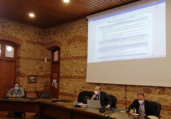 Σύσκεψη στο Δημαρχείο Βέροιας για τον περιορισμό της πανδημίας σε τοπικό επίπεδο