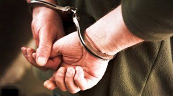 Σύλληψη 52χρονου στη Βέροια για λαθραία πακέτα τσιγάρα και συσκευασίες καπνού