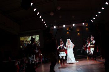 Με απόλυτη επιτυχία πραγματοποιήθηκε ο χορός της Ευξείνου Λέσχης Βέροιας
