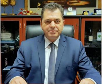 Ο Κώστας Καλαϊτζίδης συγχαίρει την ποδοσφαιρική ομάδα της Βέροιας