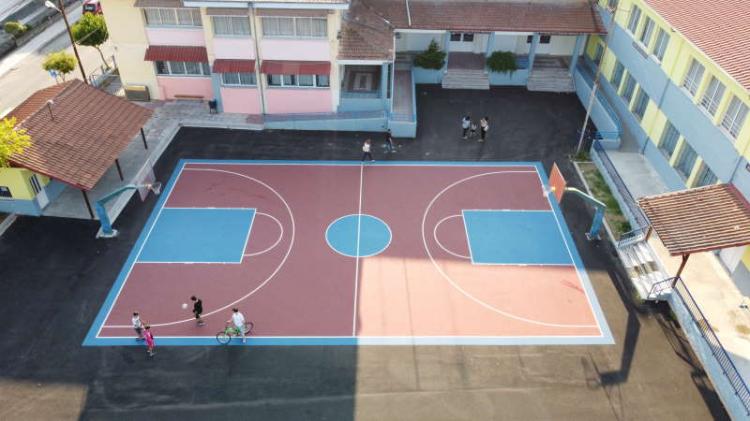 Δήμος Βέροιας : Ανακαινισμένες και αναβαθμισμένες αθλητικές εγκαταστάσεις σε γήπεδα και σχολεία