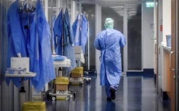 Ανεμβολίαστοι υγειονομικοί : 5895 πράξεις αναστολής για τους εργαζόμενους στα νοσοκομεία
