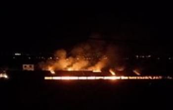 Συναγερμός στην Πυροσβεστική Βέροιας, φωτιά στο παλιό εργοστάσιο Λαζού στην Πατρίδα