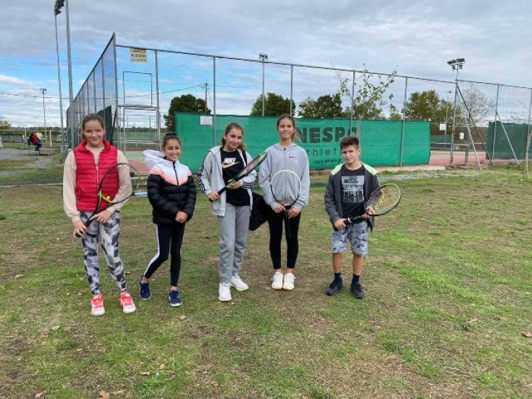 Δυναμική παρουσία του ΟΜΙΛΟΥ ΑΝΤΙΣΦΑΙΡΙΣΗΣ ΒΕΡΟΙΑΣ στο Ενωσιακό Πρωτάθλημα τένις για Αγόρια & κορίτσια κάτω των 12 ετών στα Γιαννιτσά