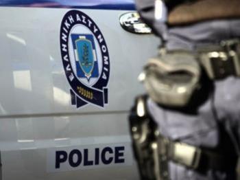 Σύλληψη 3 ημεδαπών στην Ημαθία για διαρρήξεις οχημάτων και κλοπές χρηματικω΄ν ποσών και άλλων αντικειμένων