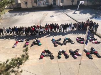 Μήνυμα ενάντια στην κάθε μορφής βία από μαθητές του Λαππείου 1ου Γυμνασίου Νάουσας