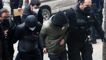 Θεσσαλονίκη: Παραδόθηκε ο ένας εκ των δύο καταζητουμένων για τη δολοφονία του Άλκη