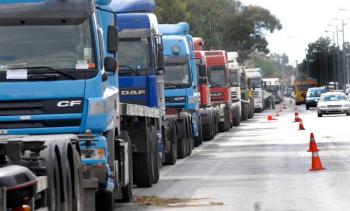 Απαγόρευση κυκλοφορίας φορτηγών ωφελίμου φορτίου άνω του 1,5 τόνου κατά την περίοδο των εορτών