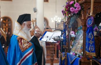 Α' Στάση των Χαιρετισμών της Υπεραγίας Θεοτόκου από τον Σεβασμιώτατο στη Νάουσα