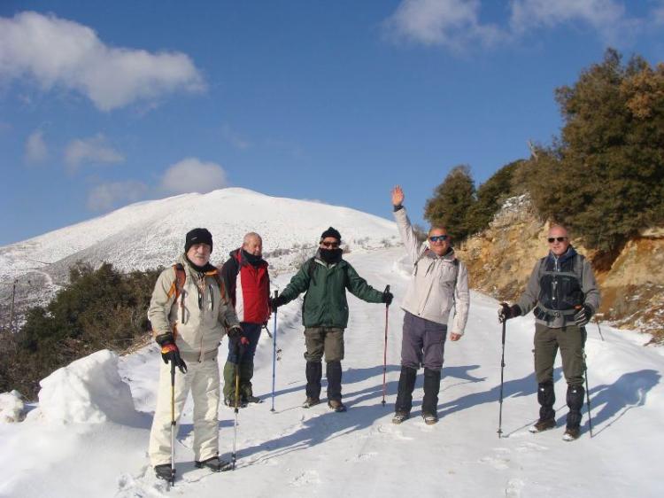 ΒΕΡΜΙΟ, Κορυφή Αγκάθι 1750μ, Κυριακή 20 Μαρτίου 2022. Πορεία στο χιόνι - Με τους Ορειβάτες Βέροιας