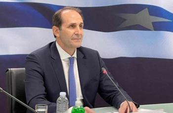 Απ. Βεσυρόπουλος : «Απαλλάσσονται από το τέλος επιτηδεύματος και για το φορολογικό έτος 2021 οι κατά κύριο επάγγελμα αγρότες και οι αλιείς παράκτιας αλιείας»