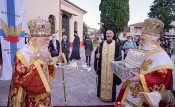 «1822-2022: Δοβρά-Νάουσα». Ξεκίνησαν οι εορτασμοί για την επέτειο των 200 χρόνων. Υποδοχή του ιερού λειψάνου της Αγίας Φιλοθέης της Αθηναίας στη Νάουσα