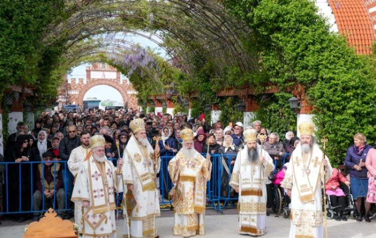 Η Παναγία Σουμελά και λείψανα του Αγίου Λουκά στη Ρουμανία