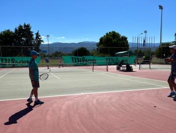 Συνεχίζεται στα γήπεδα του ΔΑΚ στο Μακροχώρι το Πανελλαδικό πρωτάθλημα τένις