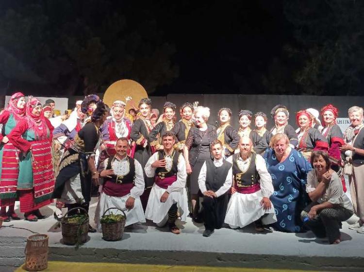 Το Ναύπλιο επισκέφτηκαν χορευτές, χορεύτριες και φίλοι του Λυκείου Ελληνίδων Βέροιας