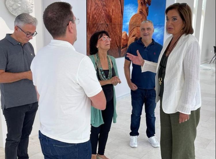 Στο νέο Μουσείο των Αιγών ο Λάζαρος Τσαβδαρίδης μαζί με Ντόρα Μπακογιάννη, Θοδωρή Ρουσόπουλο και Δημήτρη Καιρίδη