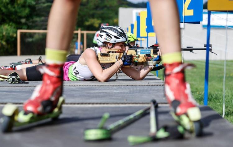Στο Δίαθλο με Roller ski σε Ρουμανία και Βουλγαρία αθλήτριες του ΕΟΣ Νάουσας