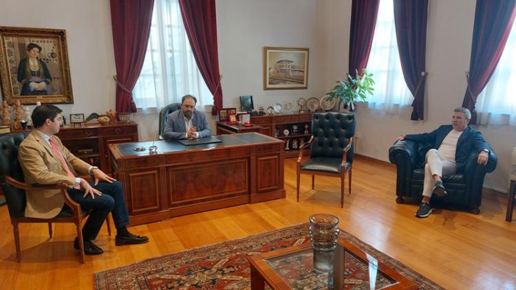 Αντιπροσωπεία Αλβανών εκπροσώπων στο Δήμαρχο Βέροιας