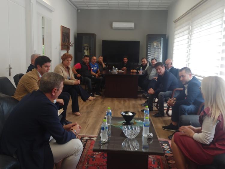 Επίσκεψη αντιπροσωπείας Αλβανών εκπροσώπων στο Δήμο Νάουσας