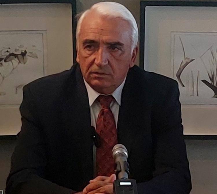 Την υποψηφιότητά του για το δημαρχιακό θώκο της Βέροιας ανακοίνωσε ο Μ.Χαλκίδης : «Γενική συστράτευση για να κερδηθούν οι εκλογές»