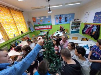 Πραγματοποιήθηκε η εκπαιδευτική δράση «Υποδεχόμαστε τα Χριστούγεννα» του 7ου Δημοτικού Σχολείου Αλεξάνδρειας