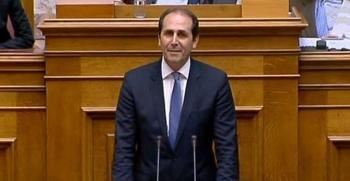 Απ. Βεσυρόπουλος: «Η Κυβέρνηση εξακολουθεί να «στραγγαλίζει» τον ιδιωτικό τομέα της οικονομίας»