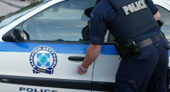 Σύλληψη 4 ατόμων στην Ημαθία για κλοπή αλυσίδας με τη μέθοδο του εναγκαλισμού