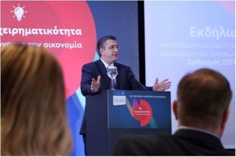 Τα έργα και τις δράσεις για την ενίσχυση της επιχειρηματικότητας στην Κεντρική Μακεδονία και το σχέδιο για τα επόμενα χρόνια παρουσίασε ο Περιφερειάρχης .Απ.Τζιτζικώστας