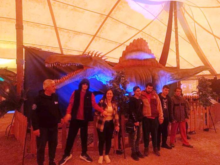 Επίσκεψη της Μ.Α.μ.Α στο πάρκο των ρομποτικών δεινοσαύρων